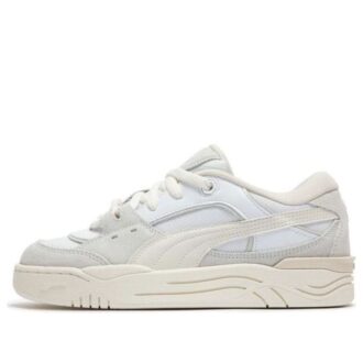 180 Zapatillas “Blancas”