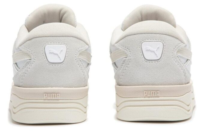 180 Zapatillas “Blancas”