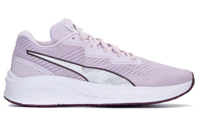 Aviator ProFoam Sky “Niebla Lavanda”