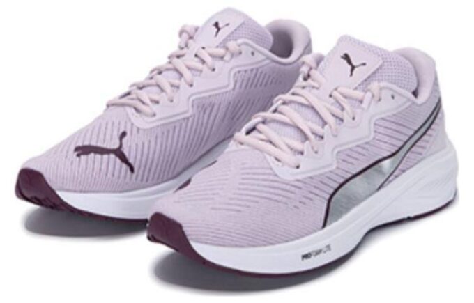 Aviator ProFoam Sky “Niebla Lavanda”