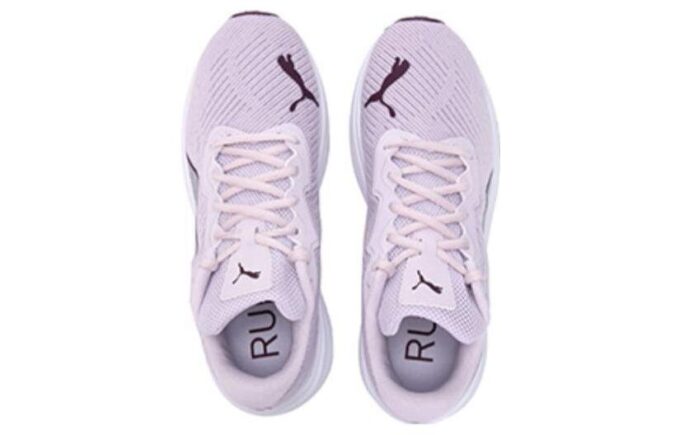 Aviator ProFoam Sky “Niebla Lavanda”