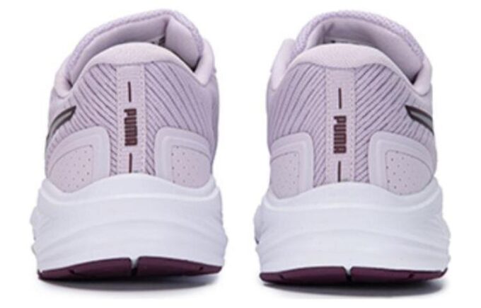 Aviator ProFoam Sky “Niebla Lavanda”