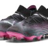 Botas de fútbol Future Ultimate 7 FG AG para mujer, paquete fenomenal, negras
