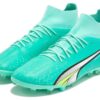Botas de fútbol profesionales Ultra Pro MG “Menta Eléctrica”