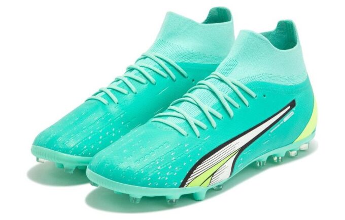 Botas de fútbol profesionales Ultra Pro MG “Menta Eléctrica”