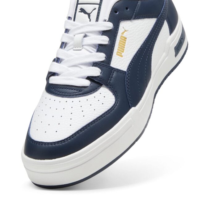 CA Pro Classic “Blanco Azul Marino”