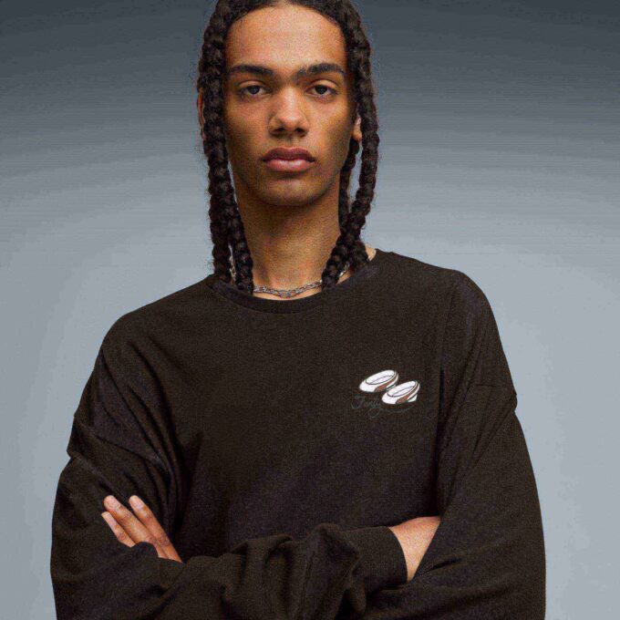 Camisa de manga larga extragrande FENTY x PUMA x SMURFS Camisa de manga larga extragrande FENTY x PUMA x SMURFS
