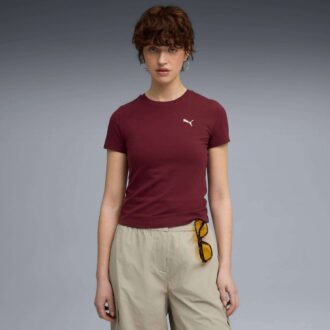 Camiseta ajustada para mujer con elementos esenciales de armario