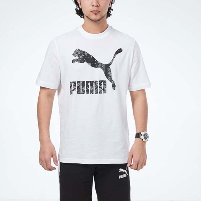 Camiseta blanca con el logotipo del archivo
