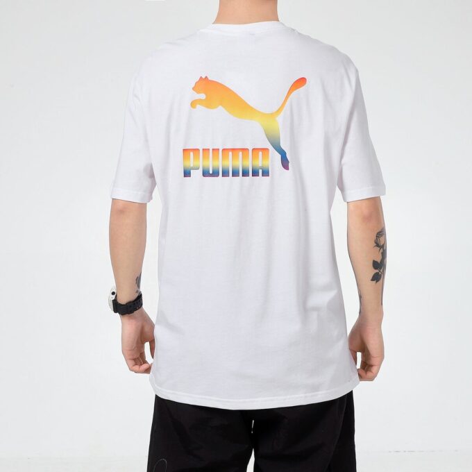 Camiseta con el logotipo del arcoíris “blanca”