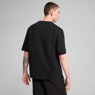 Camiseta cuadrada esencial para el armario de hombre