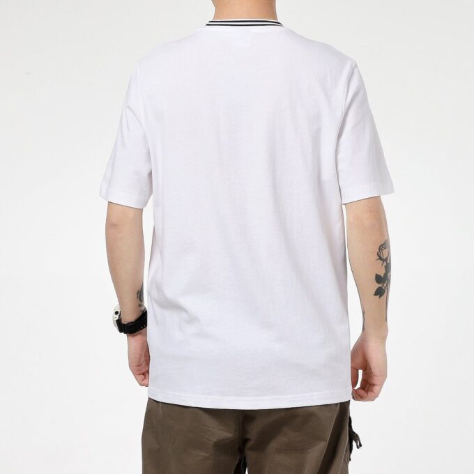 Camiseta de bolsillo Downtown “Blanca y negra”