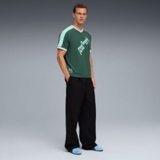 Camiseta de cuello en V PUMA x MADHAPPY