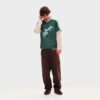 Camiseta de cuello en V PUMA x MADHAPPY