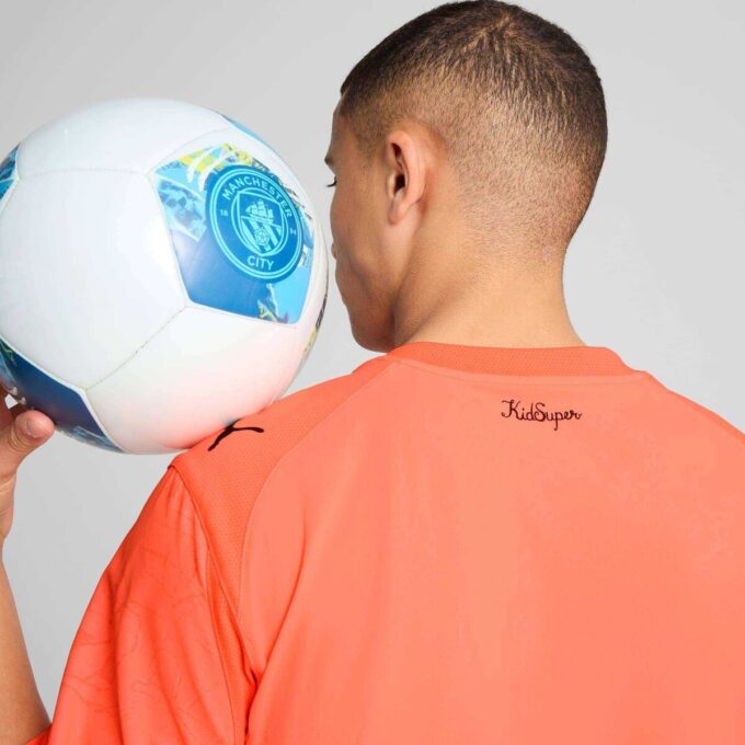 Camiseta de fútbol auténtica del Manchester City para hombre de PUMA x KIDSUPER Camiseta de fútbol auténtica del Manchester City para hombre de PUMA x KIDSUPER