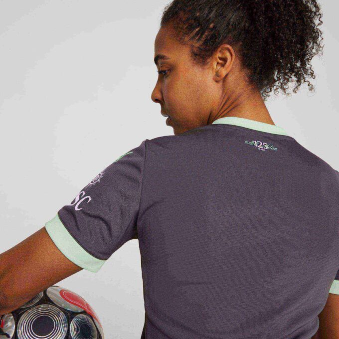 Camiseta de fútbol femenina de tercera equipación del AC Milan 24/25 Camiseta de fútbol femenina de tercera equipación del AC Milan 24/25
