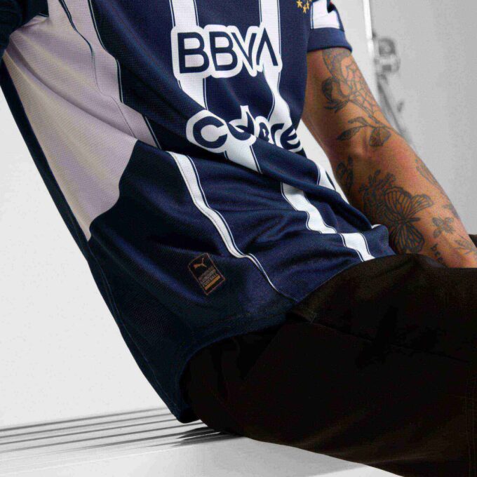 Camiseta de fútbol réplica del C.F. Monterrey 24/25 para hombre