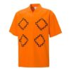 Camiseta de manga corta con cuello en V y gráfico PUMA x Pronounce “Naranja y negro”