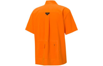 Camiseta de manga corta con cuello en V y gráfico PUMA x Pronounce “Naranja y negro”