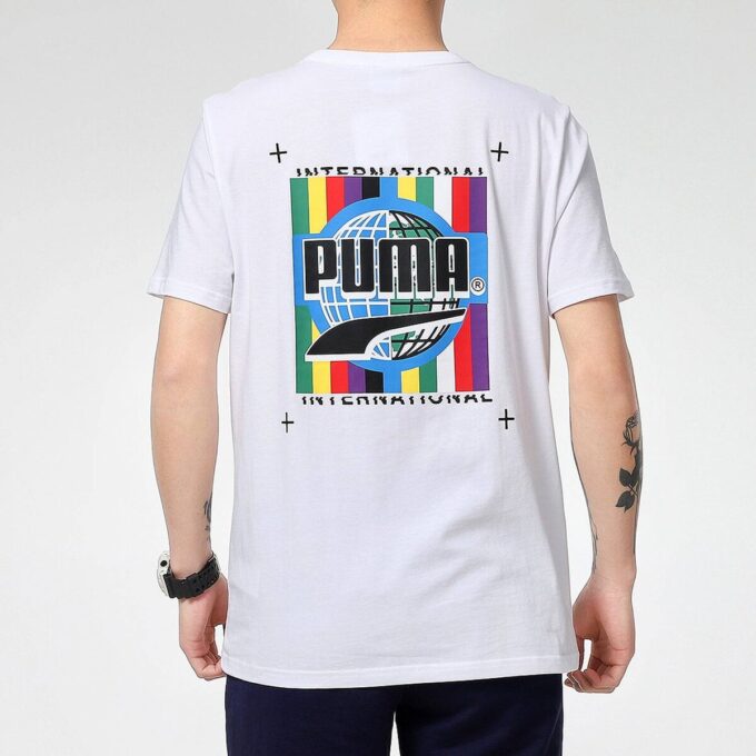Camiseta de manga corta con estampado fotográfico de grafiti “Blanco, azul y rojo”