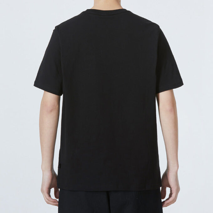 Camiseta de manga corta “Negra”