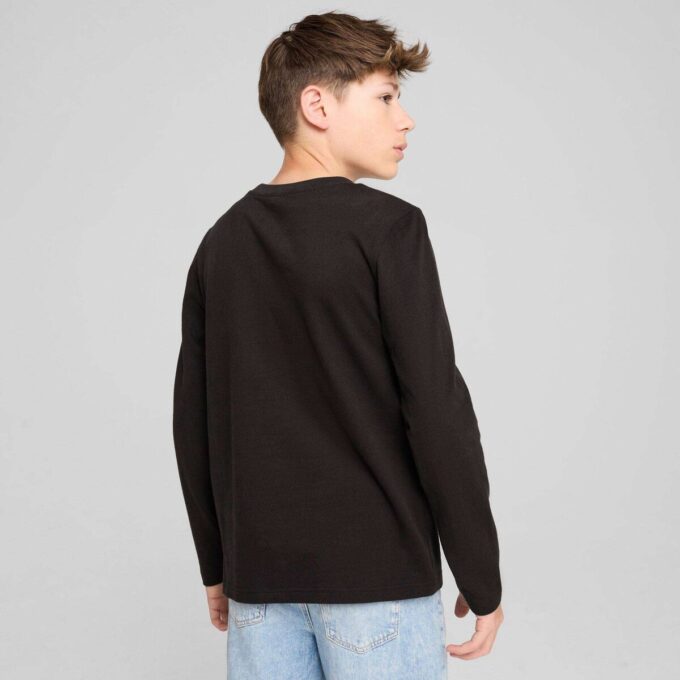 Camiseta de manga larga Stealth para niños grandes de PUMA x CHRISTIAN PULISIC Camiseta de manga larga Stealth para niños grandes de PUMA x CHRISTIAN PULISIC