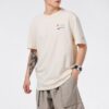 Camiseta deportiva con estampado de dibujos animados y alfabeto, cuello redondo y manga corta, color beige