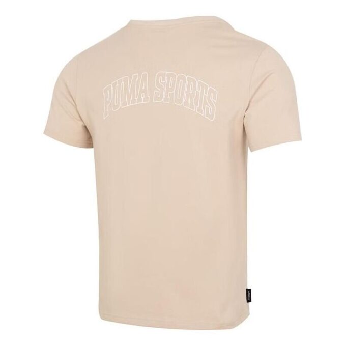 Camiseta deportiva con logo “Caqui”