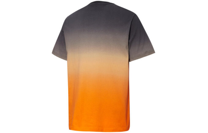 Camiseta deportiva de manga corta con estampado gráfico de PUMA x PRONOUNCE, con efecto tie-dye degradado y cruce negro