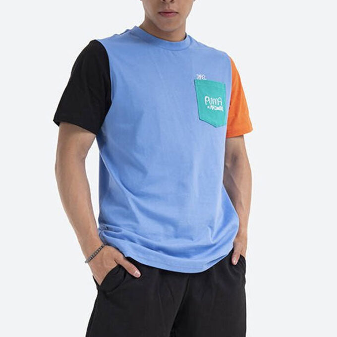 Camiseta deportiva informal de cuello redondo y manga corta PUMA x Mr Doodle Crossover azul