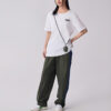Camiseta Essentials con logo pequeño “Blanca”