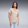 Camiseta Essentials Script con cuello en V para mujer Camiseta Essentials Script con cuello en V para mujer
