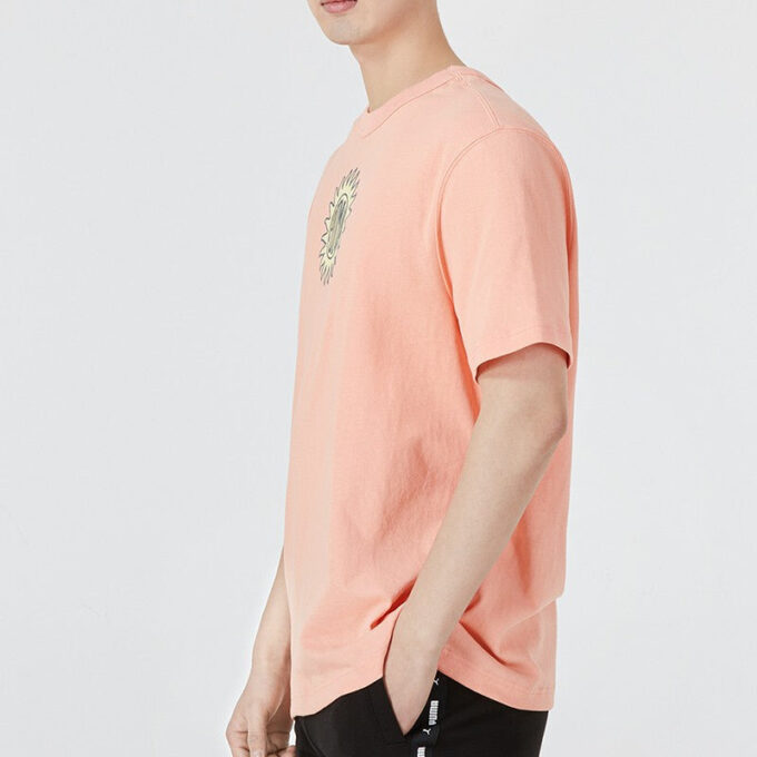 Camiseta gráfica del centro “Rosa”