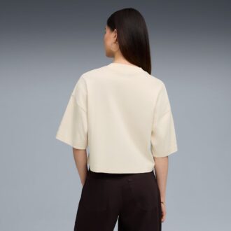 Camiseta gráfica extragrande Premium Essentials para mujer