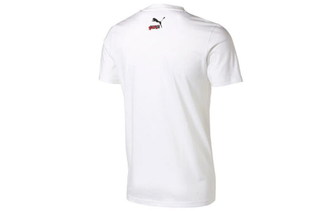 Camiseta gráfica Sakura Pack “Blanco, Negro y Rojo”
