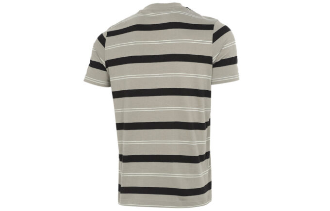 Camiseta moderna “Verde”