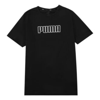 Camiseta negra con el logotipo Essentials