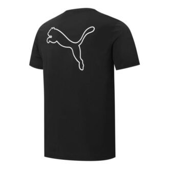 Camiseta negra con logo grande en la espalda