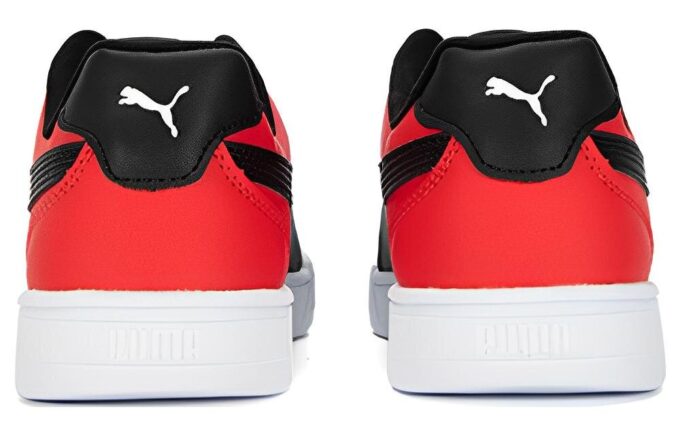 Caven “Blanco Negro Rojo”