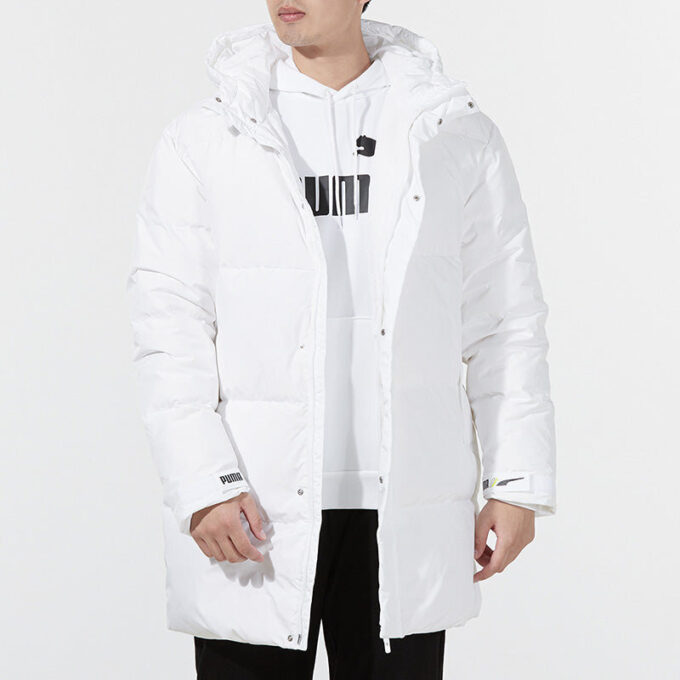 Chaqueta cortavientos de plumón blanca