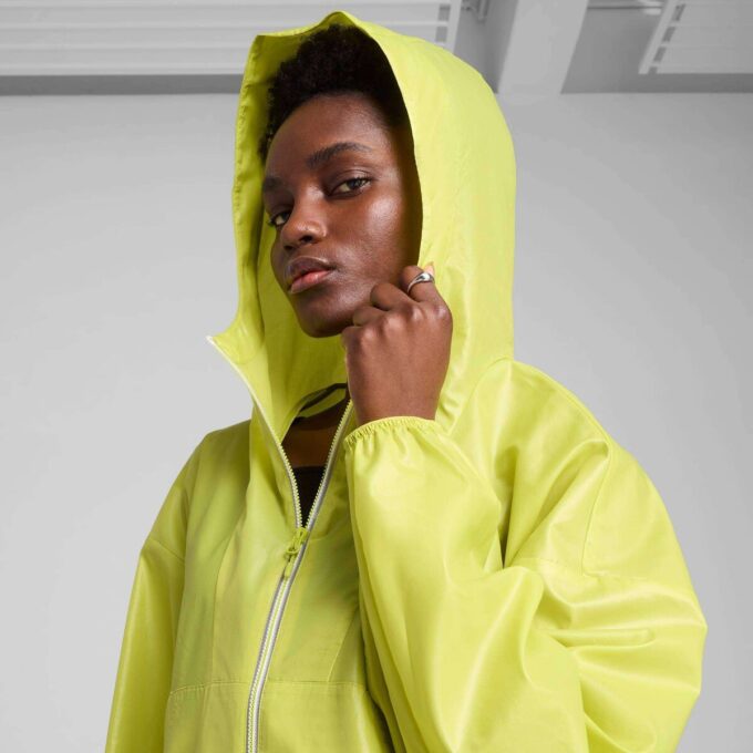 Chaqueta cortavientos extragrande para mujer, imprescindible en tu armario Chaqueta cortavientos extragrande para mujer, imprescindible en tu armario