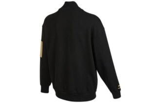 Chaqueta de béisbol negra con logo
