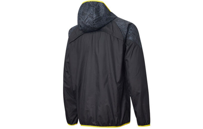 Chaqueta de calentamiento del Borussia Dortmund “Negra”