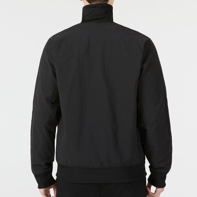 Chaqueta deportiva arrugada T7 “Negra”