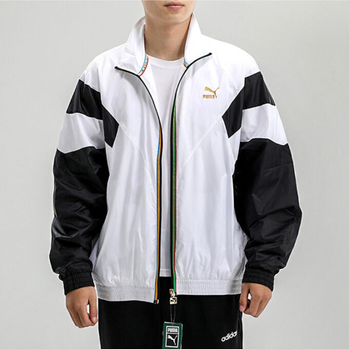 Chaqueta deportiva informal con estampado bronceado blanca