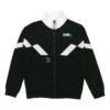 Chaqueta deportiva negra con cuello alto y logotipo