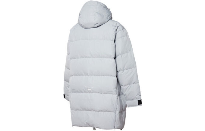 Chaqueta larga de plumas PUMA x Roaringwild “Blanca”