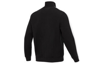 Chaqueta negra con cremallera y escudo del equipo