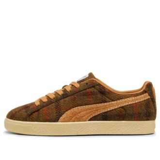 Clyde “Harris Tweed Chamomile Caramel Latte”