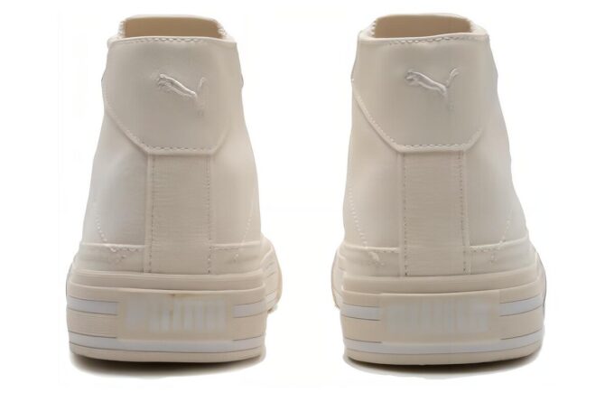 Court Classic Vulc Mid “Blanco cálido”